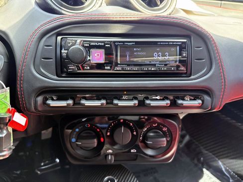 Used 2016 Alfa Romeo 4C Spider RWD image 22