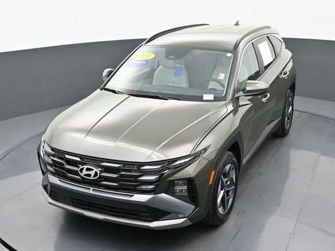 Certified 2025 Hyundai Tucson SEL FWD image 38