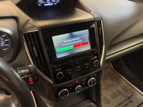 Used 2020 Subaru Crosstrek 2.0i Premium w/ Moonroof Package 2 image 28