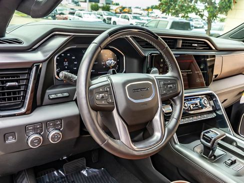 Used 2026 GMC Sierra 1500 Denali Ultimate AWD/4WD image 17