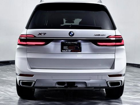 Used 2024 BMW X7 xDrive40i w/ Executive Package AWD/4WD image 8