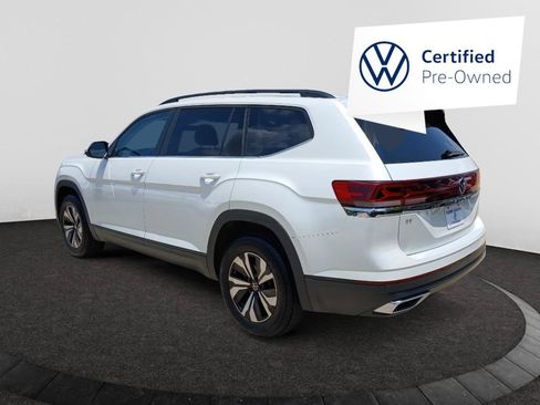 Certified 2026 Volkswagen Atlas SE FWD image 5