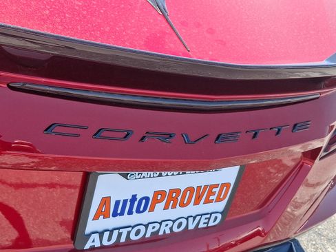 Used 2021 Chevrolet Corvette Stingray Premium Cpe w/ Z51 Performance Package RWD image 31