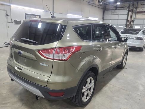 Used 2013 Ford Escape SE image 4