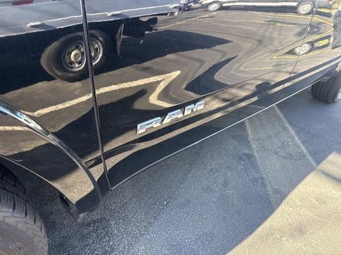 Used 2025 RAM 1500 Laramie AWD/4WD image 16