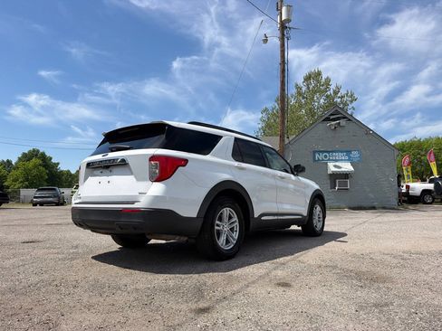 Used 2020 Ford Explorer XLT image 7
