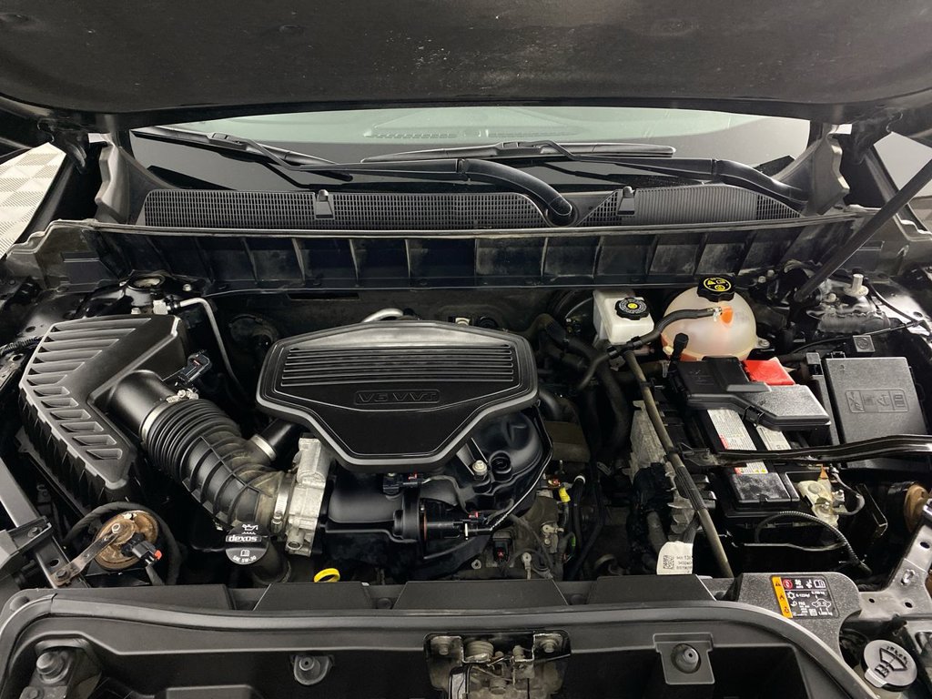 Certified 2019 GMC Acadia SLT w/ Black Edition AWD/4WD image 25