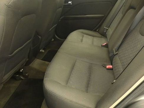 Used 2010 Ford Fusion SE FWD image 10