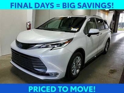 Used 2024 Toyota Sienna Platinum