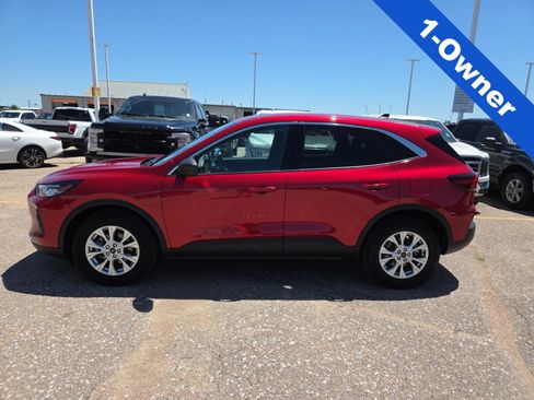 Used 2023 Ford Escape Active AWD/4WD image 2
