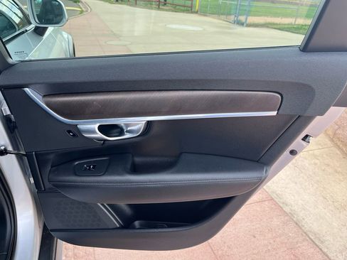 Used 2018 Volvo V90 T5 Cross Country w/ Convenience Package AWD/4WD image 29