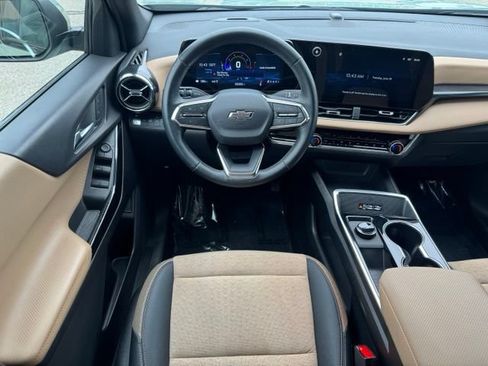 Certified 2025 Chevrolet Equinox ACTIV AWD/4WD image 11