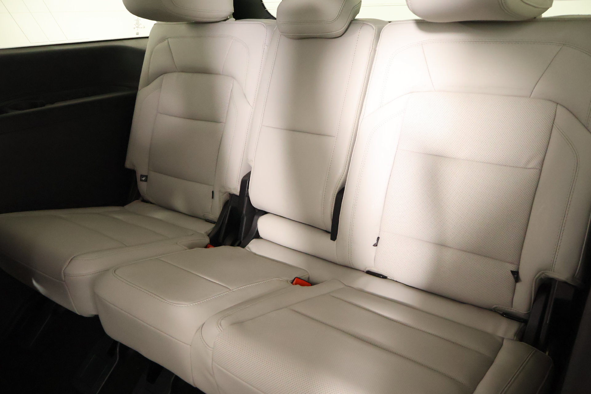 New 2026 Lincoln Navigator Premiere AWD/4WD image 14