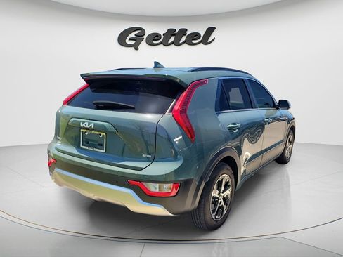 Used 2025 Kia Niro EX image 5