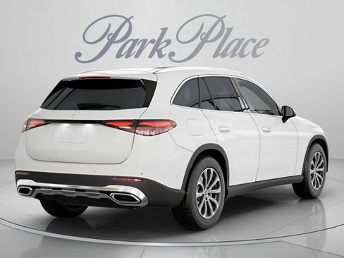 Certified 2026 Mercedes-Benz GLC 300 image 20