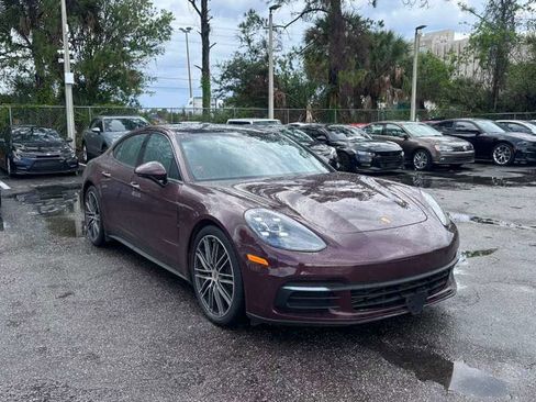 Used 2019 Porsche Panamera RWD image 12