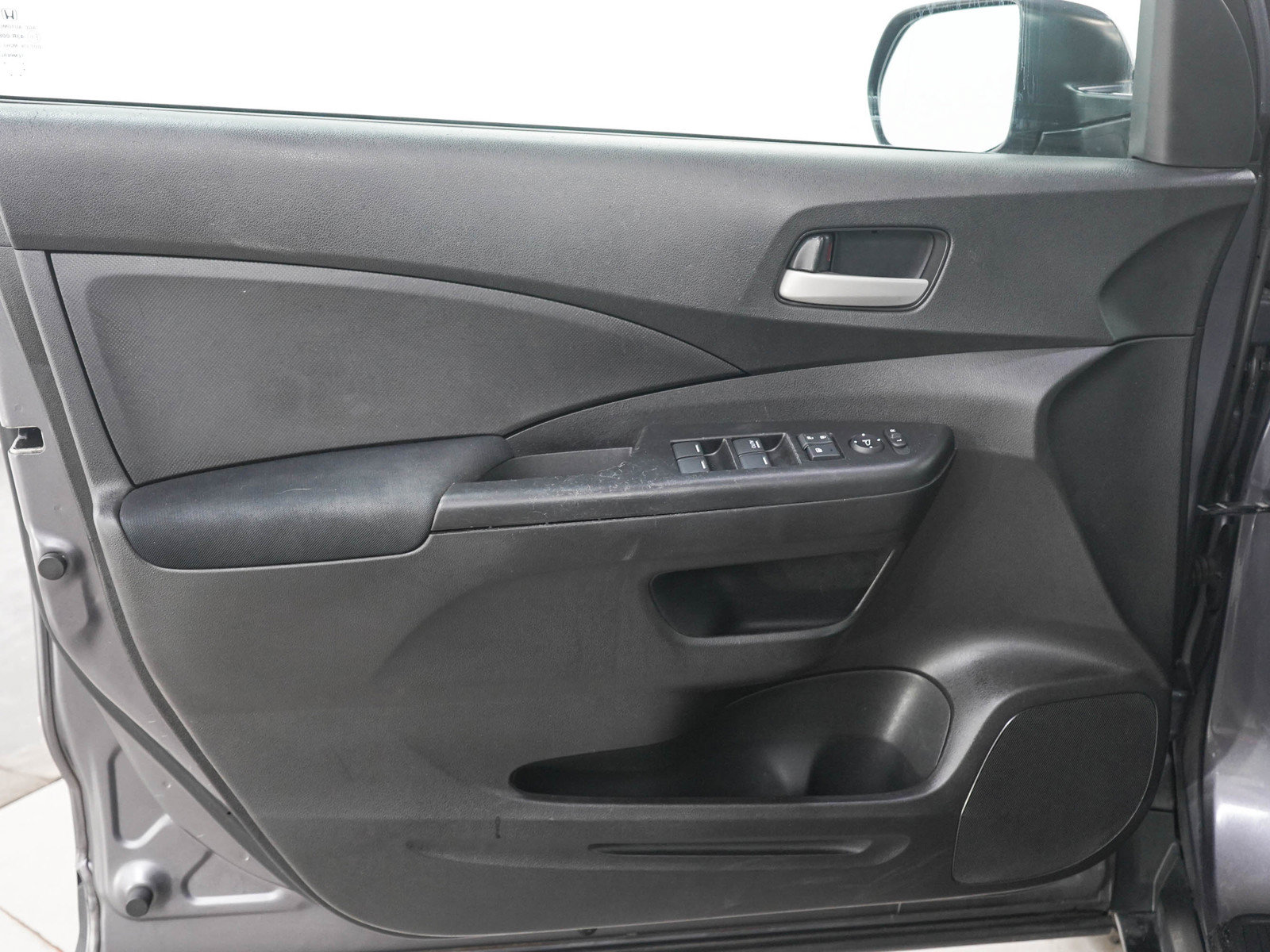 Used 2015 Honda CR-V LX image 19