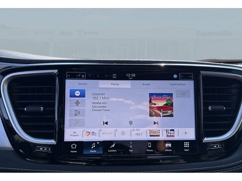 New 2026 Chrysler Pacifica Limited w/ S Appearance Package image 15