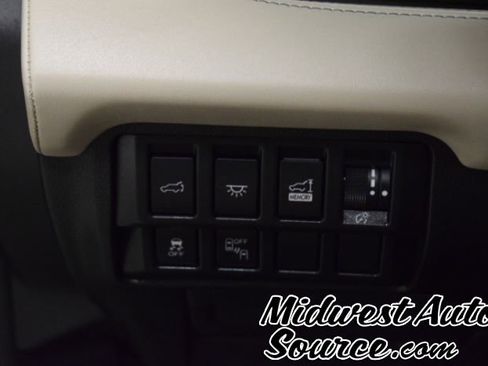 Used 2020 Subaru Ascent Limited w/ Popular Package #2A AWD/4WD image 8