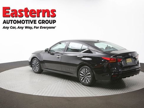 Used 2023 Nissan Altima 2.5 SV FWD image 63