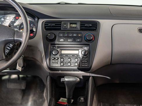 Used 2000 Honda Accord EX image 33