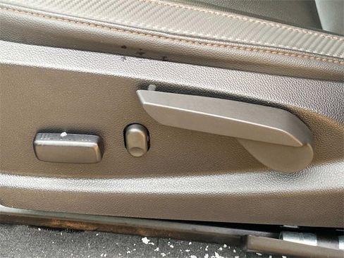 Used 2022 GMC Canyon AT4 w/ Driver Alert Package image 16