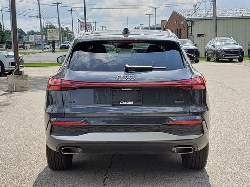 Used 2025 Audi Q5 Premium Plus w/ Premium Plus AWD/4WD image 4