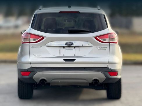 Used 2015 Ford Escape Titanium image 4