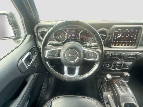 Used 2022 Jeep Wrangler Unlimited Sahara w/ Cold Weather Group AWD/4WD image 12