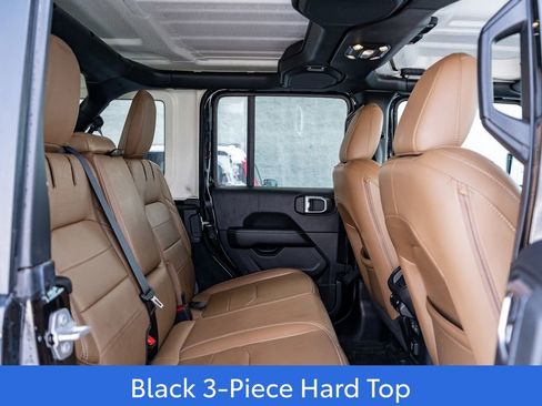 Used 2023 Jeep Wrangler Unlimited Sahara w/ Cold Weather Group image 13