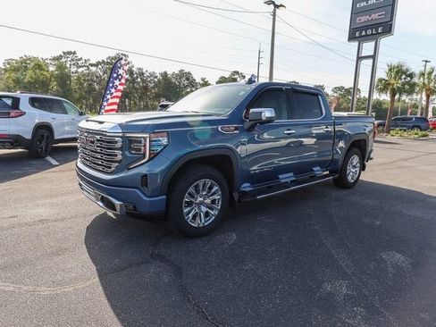Used 2025 GMC Sierra 1500 Denali AWD/4WD image 4