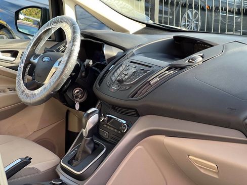 Used 2014 Ford C-MAX SE image 15