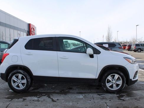 Used 2019 Chevrolet Trax LS w/ Tint and Cruise Package image 6