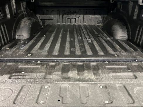 Used 2018 Ford F150 Lariat w/ Equipment Group 502A Luxury image 5