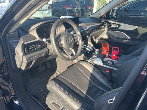 Used 2023 Acura MDX FWD w/ Technology Package image 9