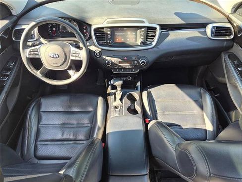 Used 2020 Kia Sorento EX FWD image 16
