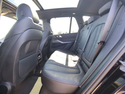 Used 2022 BMW X5 xDrive40i image 19