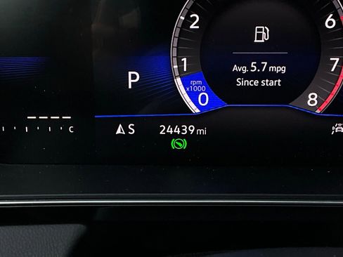 Used 2025 Volkswagen Jetta Sport image 37