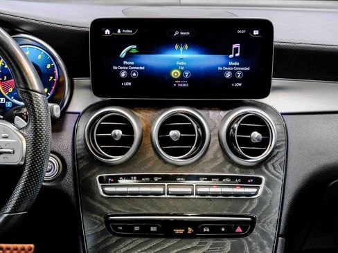 Used 2020 Mercedes-Benz GLC 300 4MATIC Coupe image 16