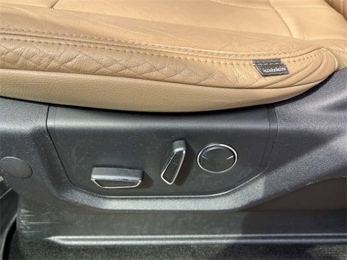 Used 2015 Ford F150 XLT w/ Equipment Group 302A Luxury image 23