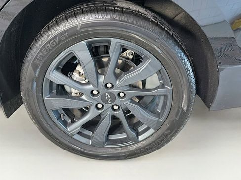 Used 2023 Chevrolet Equinox RS image 34