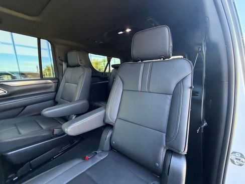 Used 2023 Chevrolet Suburban RST w/ Luxury Package AWD/4WD image 15