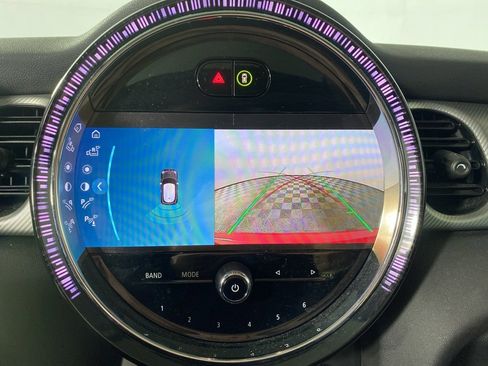 Certified 2022 MINI Cooper 2-Door Hardtop image 19