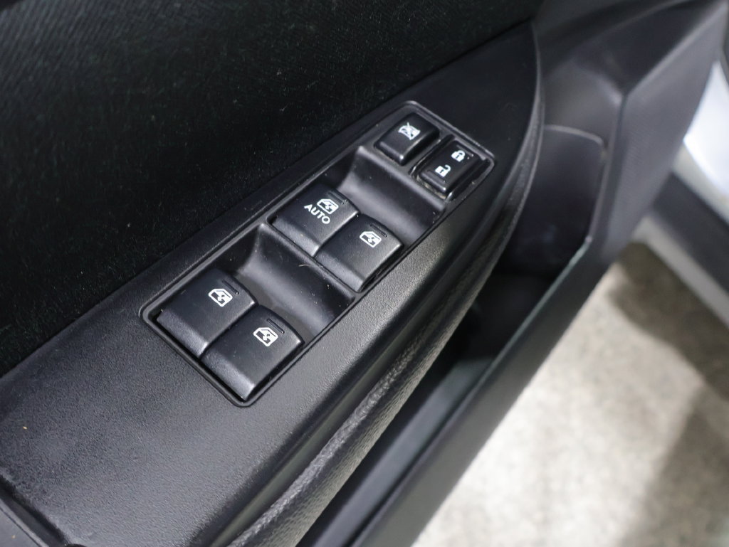 Used 2013 Subaru Outback 2.5i Premium w/ All-Weather Pkg AWD/4WD image 20