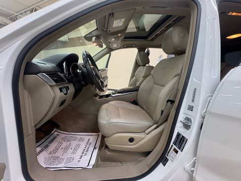 Used 2014 Mercedes-Benz ML 350 2WD w/ Premium 1 Package image 16