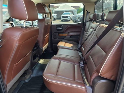 Used 2018 Chevrolet Silverado 1500 High Country AWD/4WD image 17