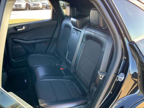 Used 2024 Ford Escape ST-Line image 40