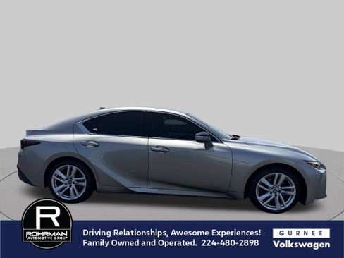 Used 2022 Lexus IS 300 w/ Accessory Package RWD image 10