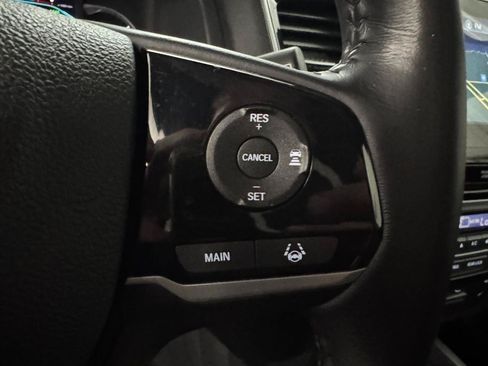 Used 2020 Honda Pilot Touring image 17