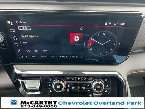 Used 2024 GMC Sierra 2500 AT4 w/ AT4 Premium Plus Package image 13